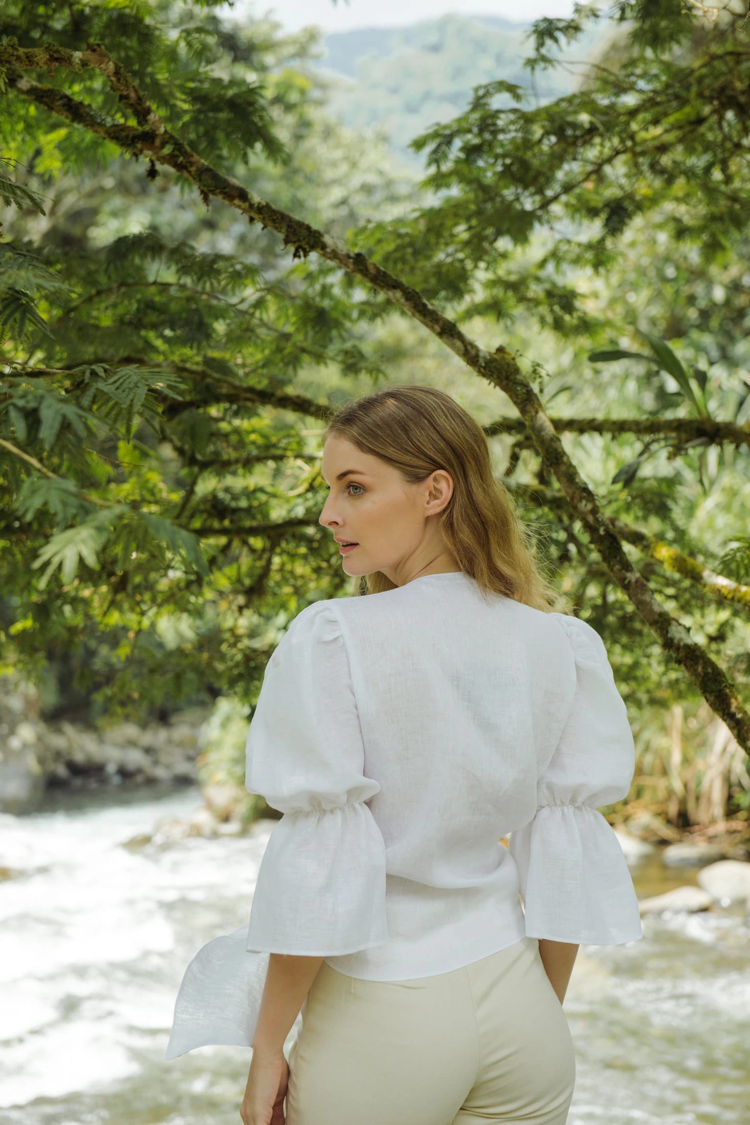 Amela Blouse - imagen 4