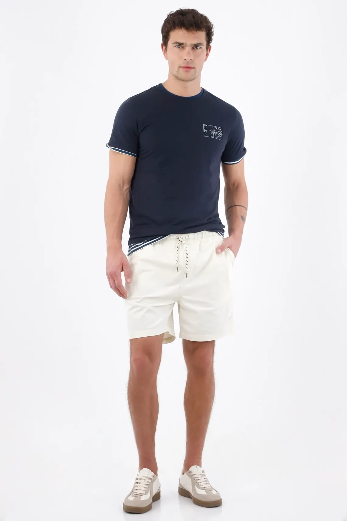 Camiseta regular fit con cuello en contraste en azul marino para hombre - imagen 3