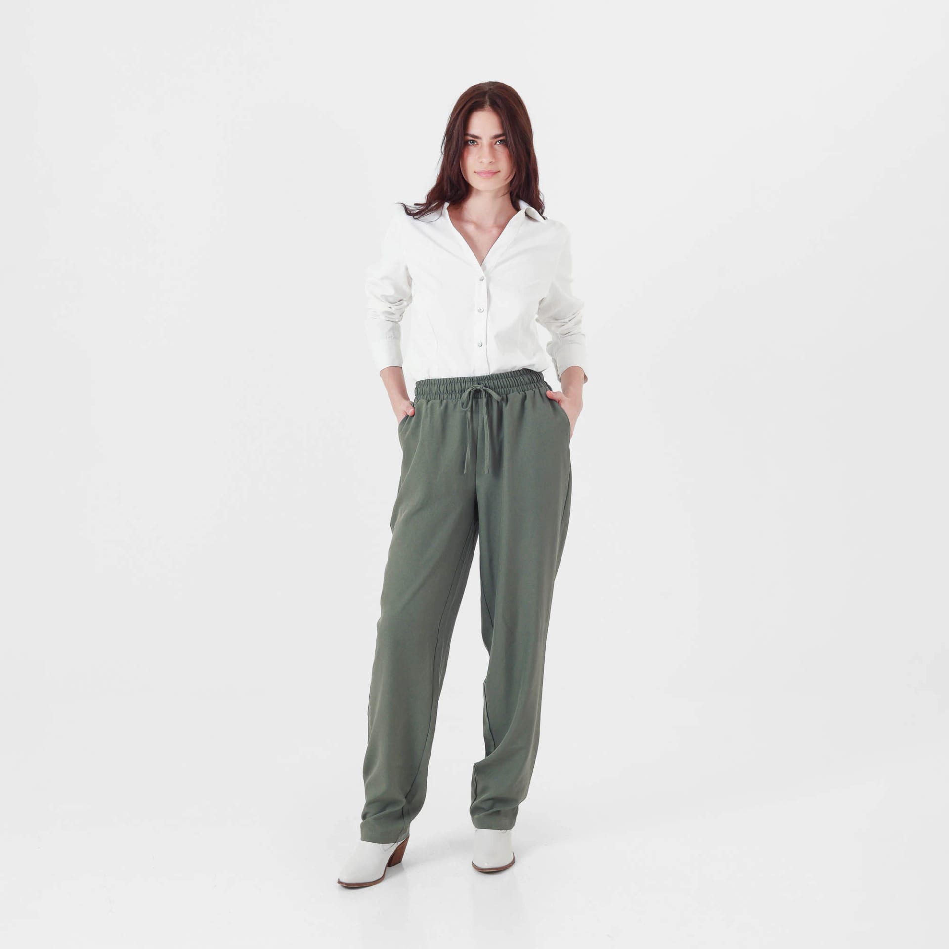 Pantalón básico bota recta cintura elástica - imagen 14