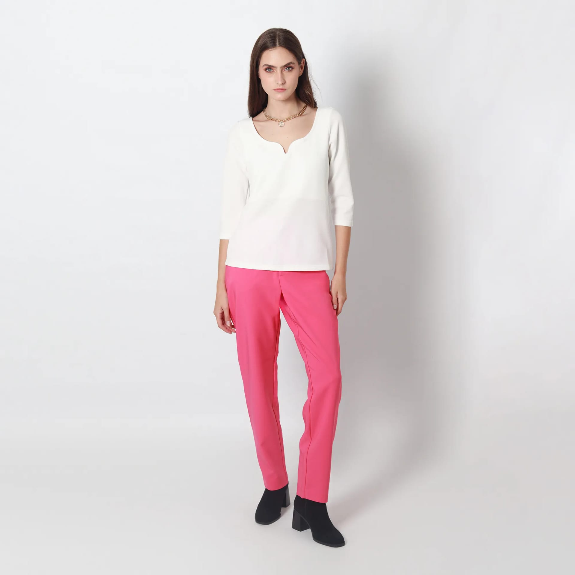 Pantalon Tiro Medio Bota Recta - imagen 1