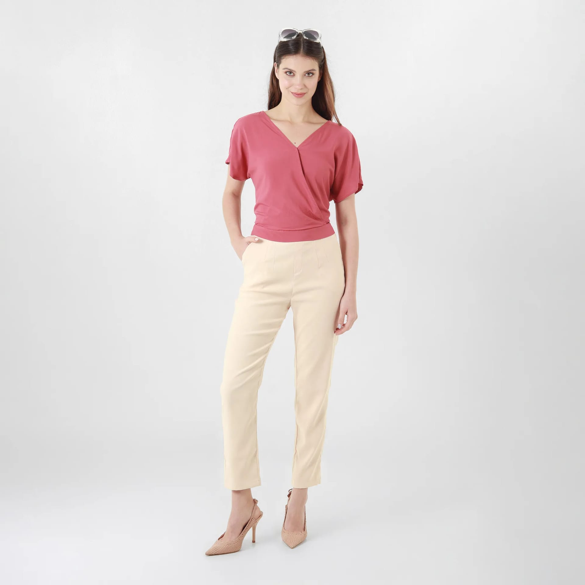 Blusa Cuello  En V Manga Corta - imagen 4