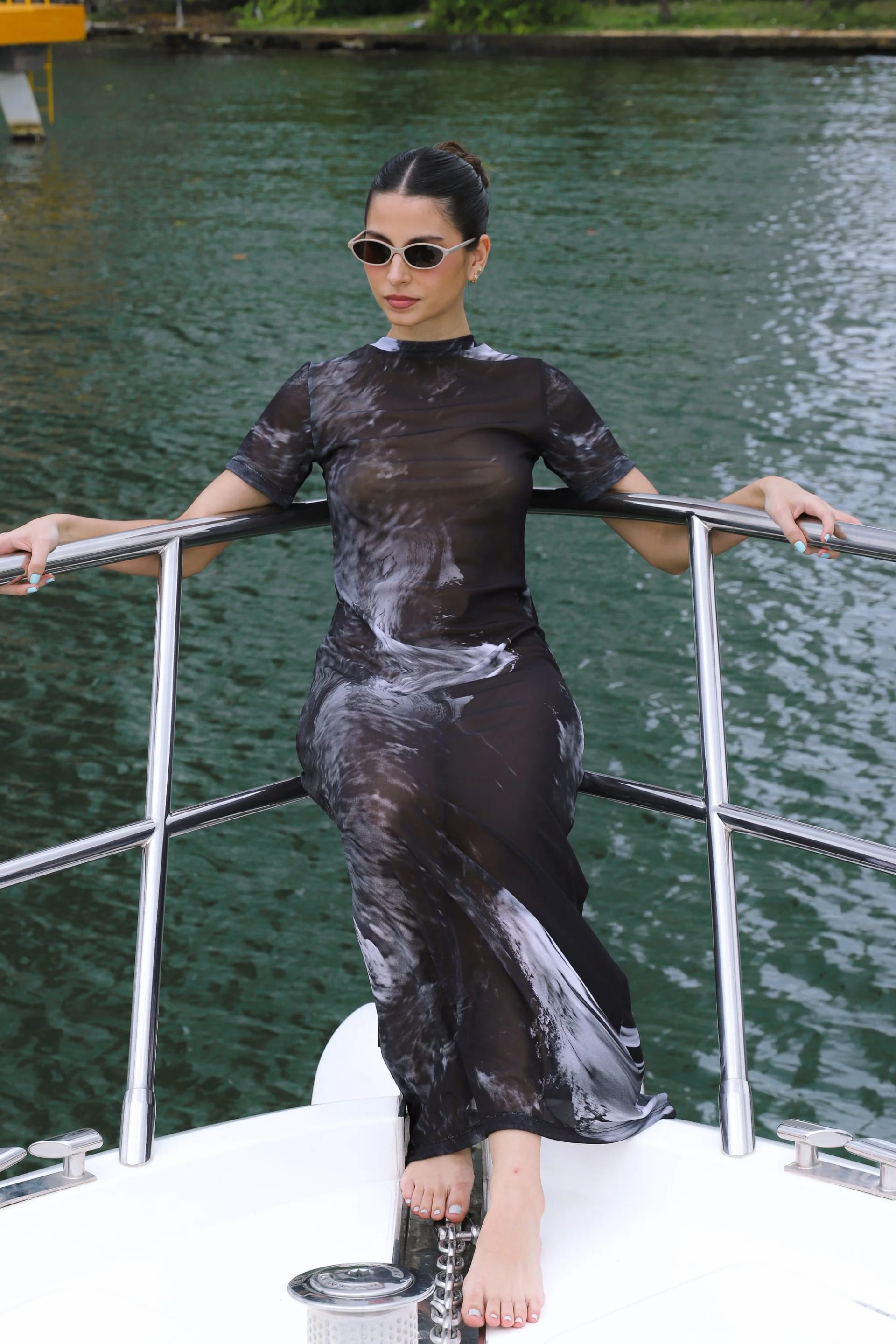 Mesh Dress - Everybody's Town (B&W) - imagen 3