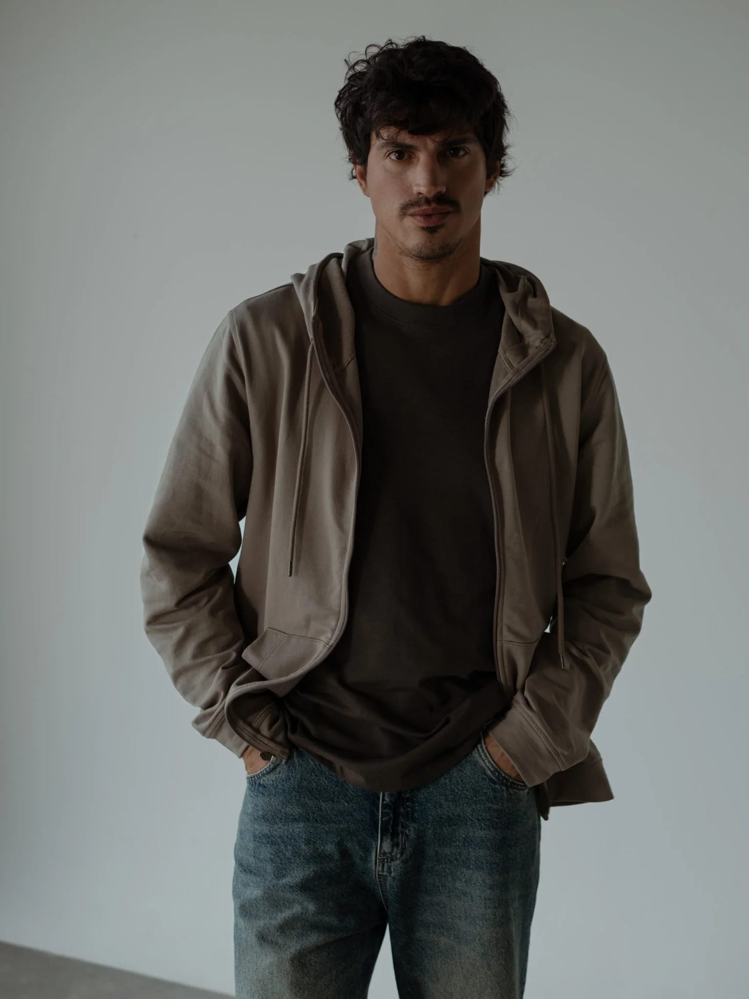 CLASSIC HOODIE - MOCCA - imagen 6