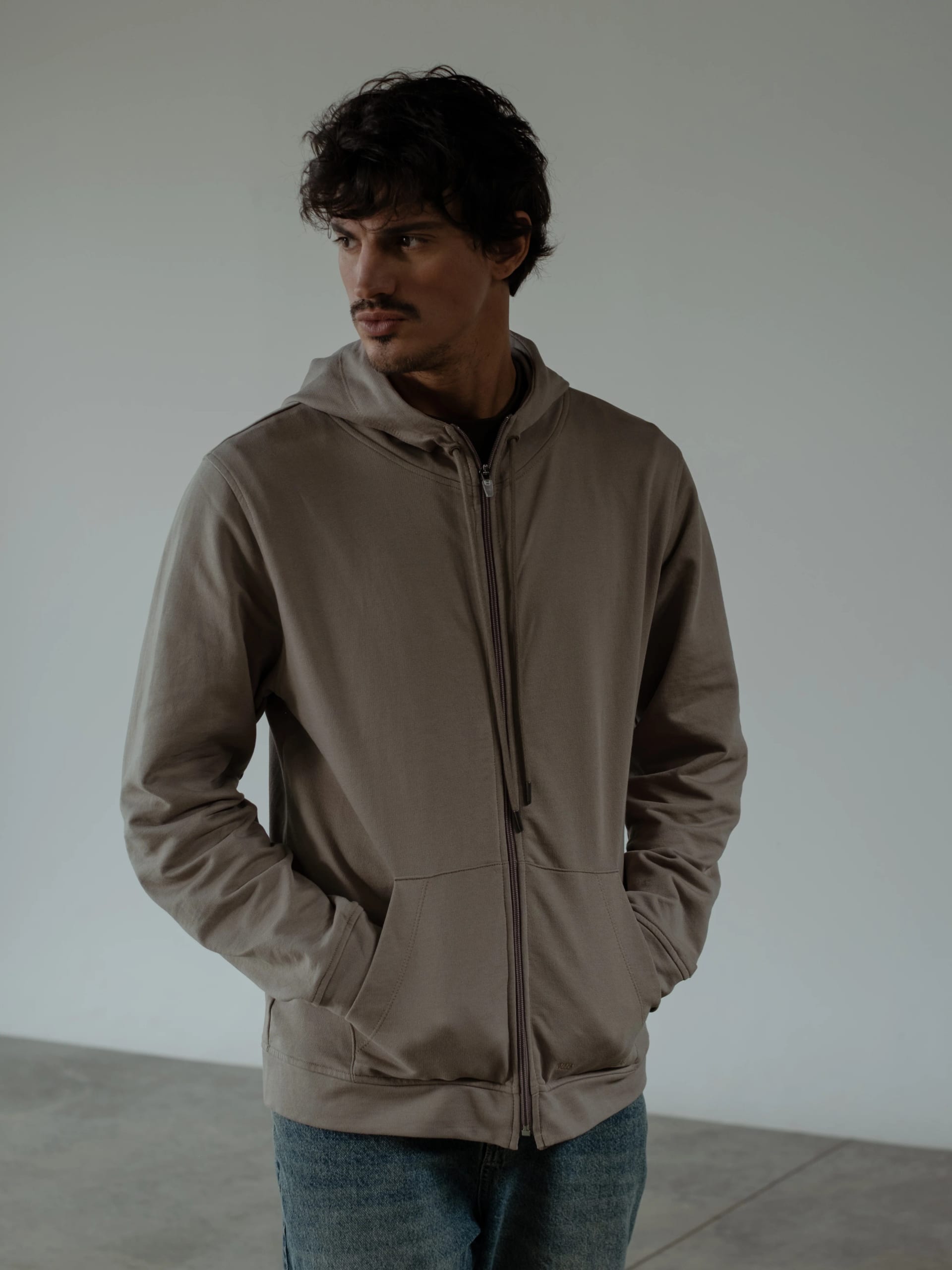 CLASSIC HOODIE - MOCCA - imagen 3