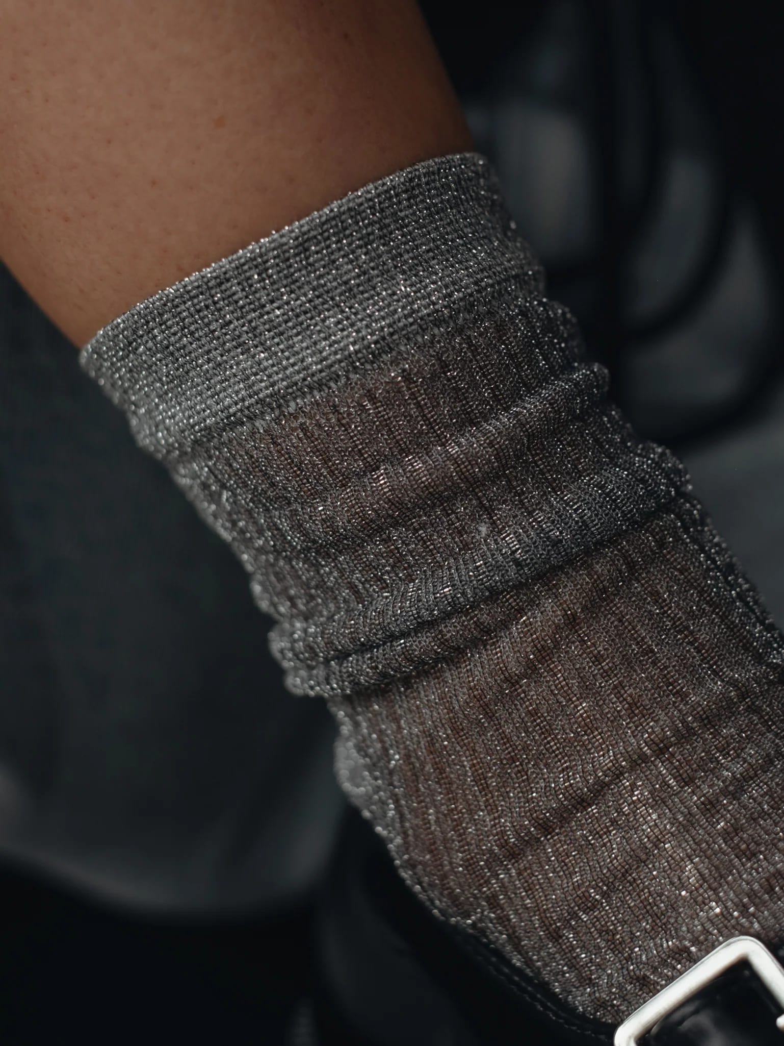 MESH SHINY SOCKS - PLATINUM - imagen 14