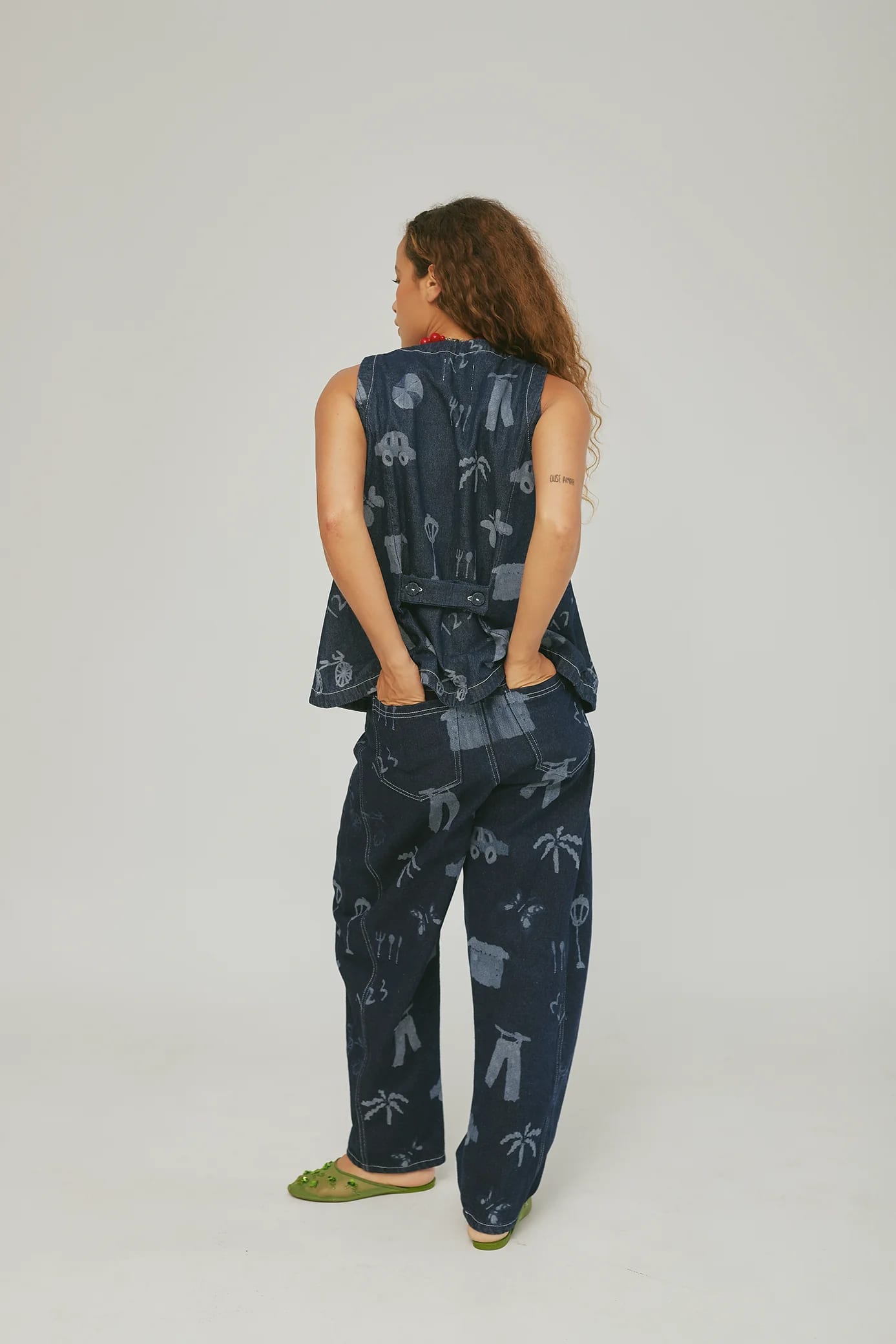 Jean Huevito mi Barrio Denim - imagen 5