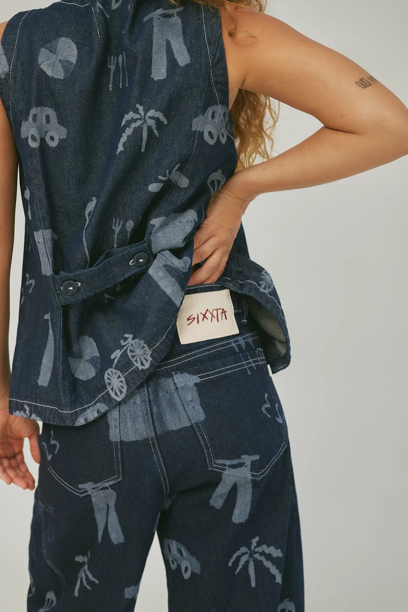 Jean Huevito mi Barrio Denim - imagen 6