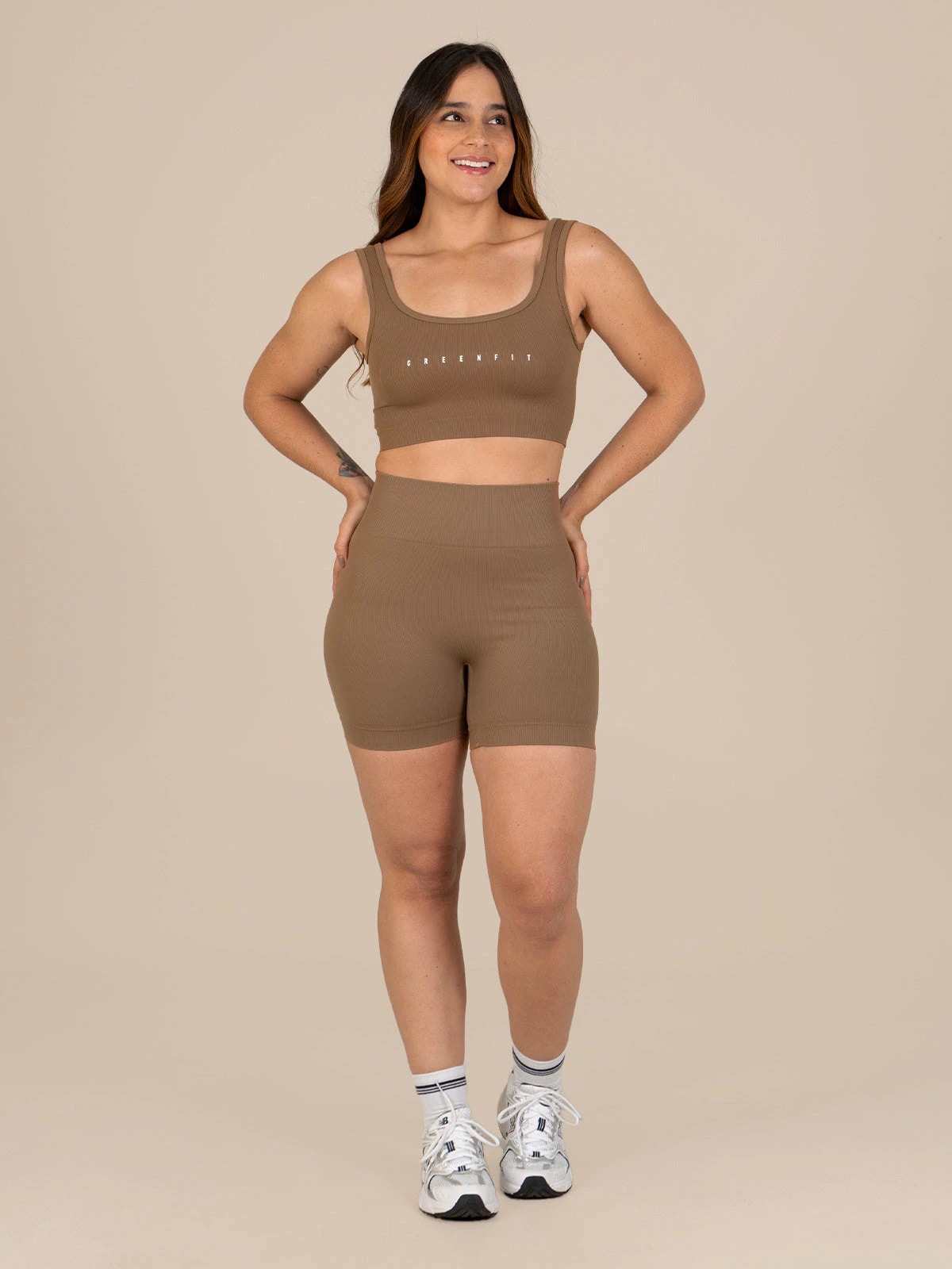 Ela short set seamless cafe claro - imagen 1