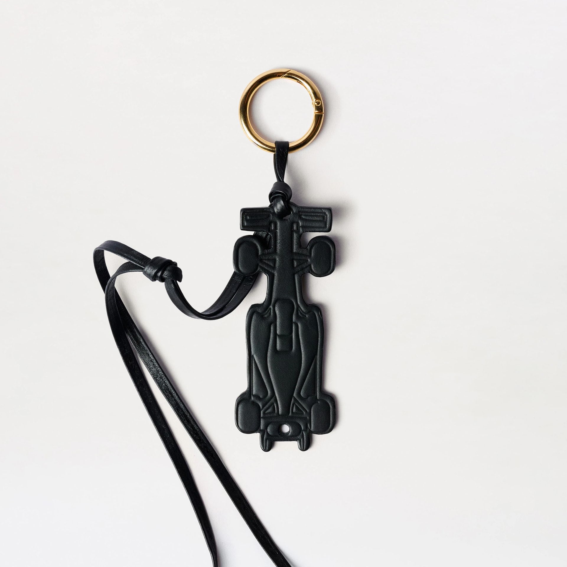 Race Charm - imagen 1