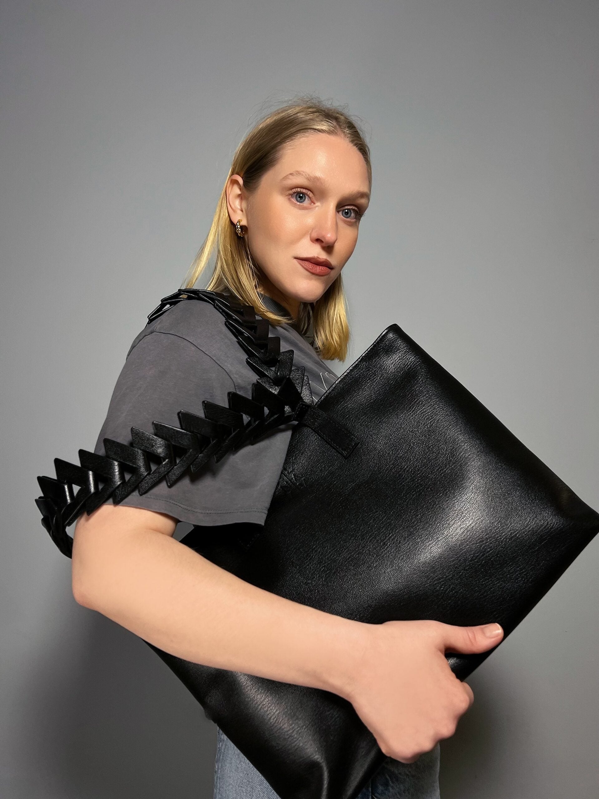 Caro Laptop Tote Negro 14" - imagen 1