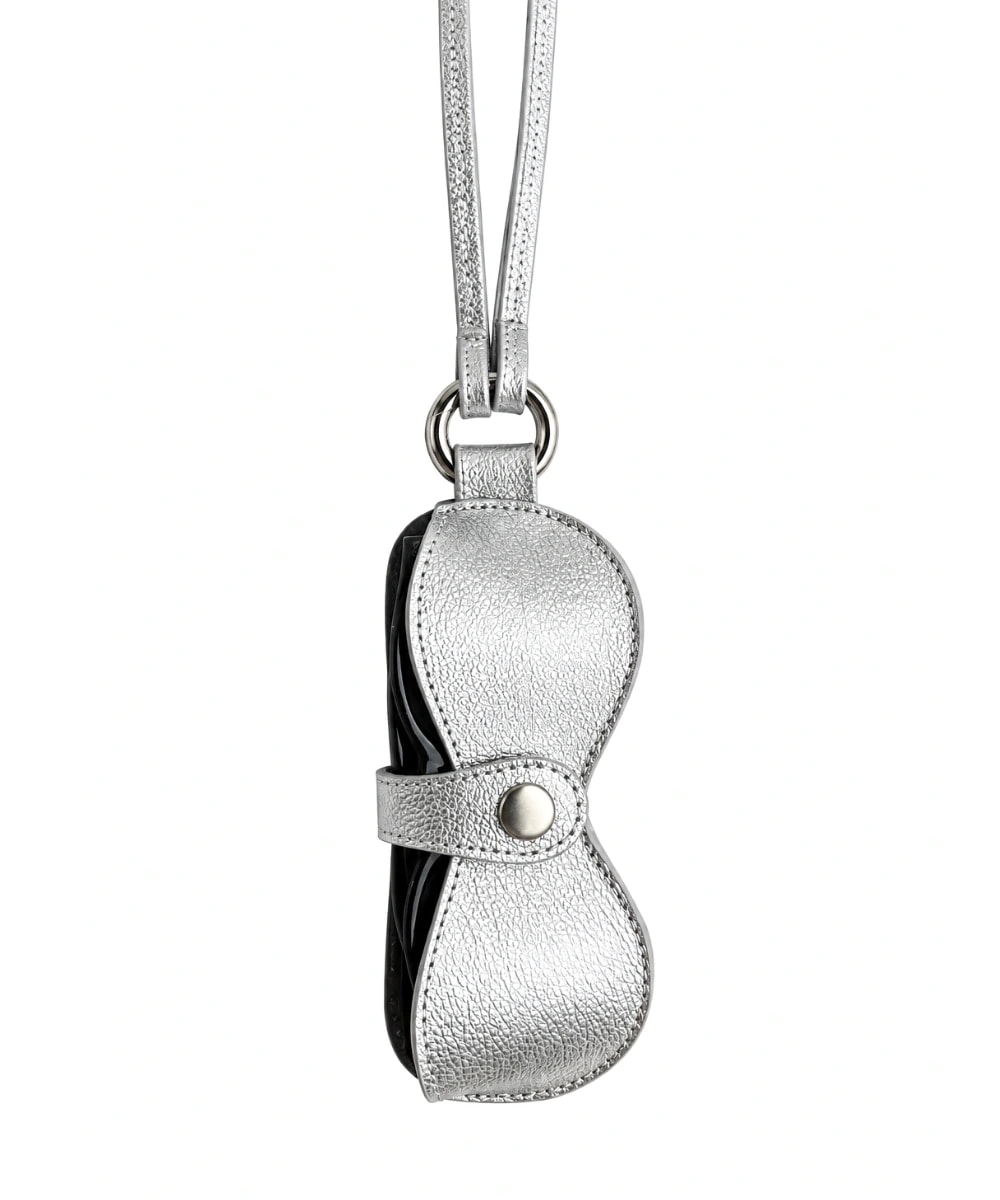Charm Portagafas en Cuero Plateado - imagen 1