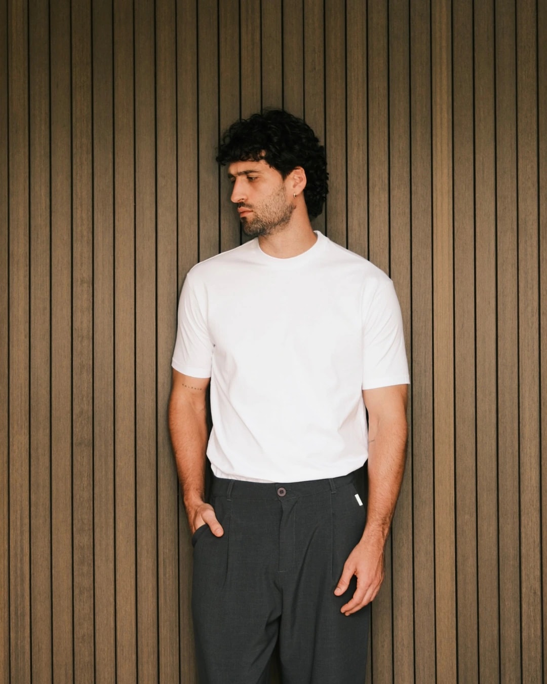 B WHITE TAPE T-SHIRT - imagen 1