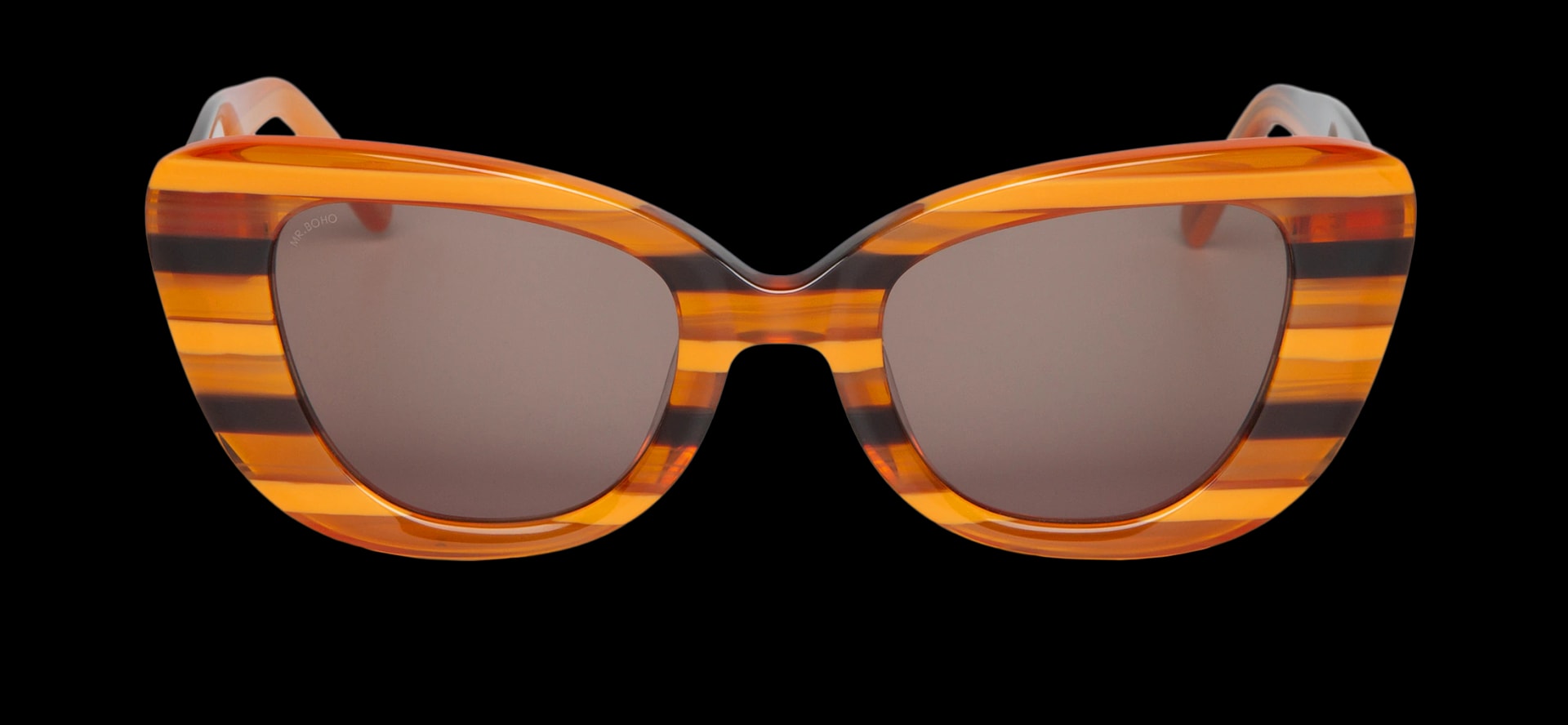 EMBER CAPARICA WITH CLASSICAL LENSES - imagen 1