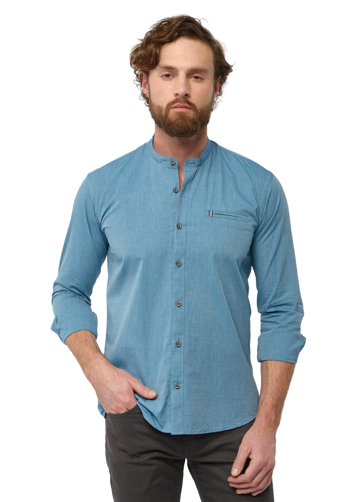 Camisa cuello neru azul indigo claro con bolsillo de ribete - imagen 1