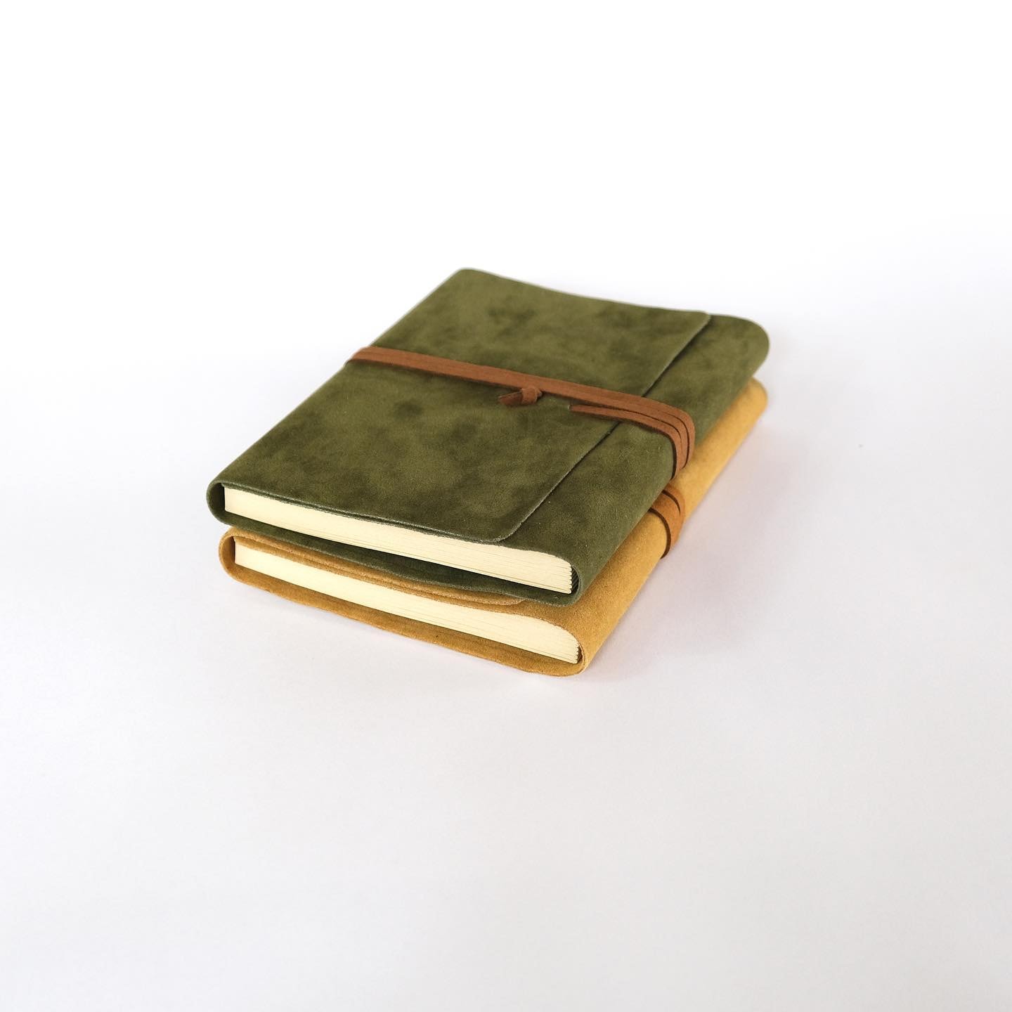 CUADERNO VIAJERO GRANDE - imagen 1