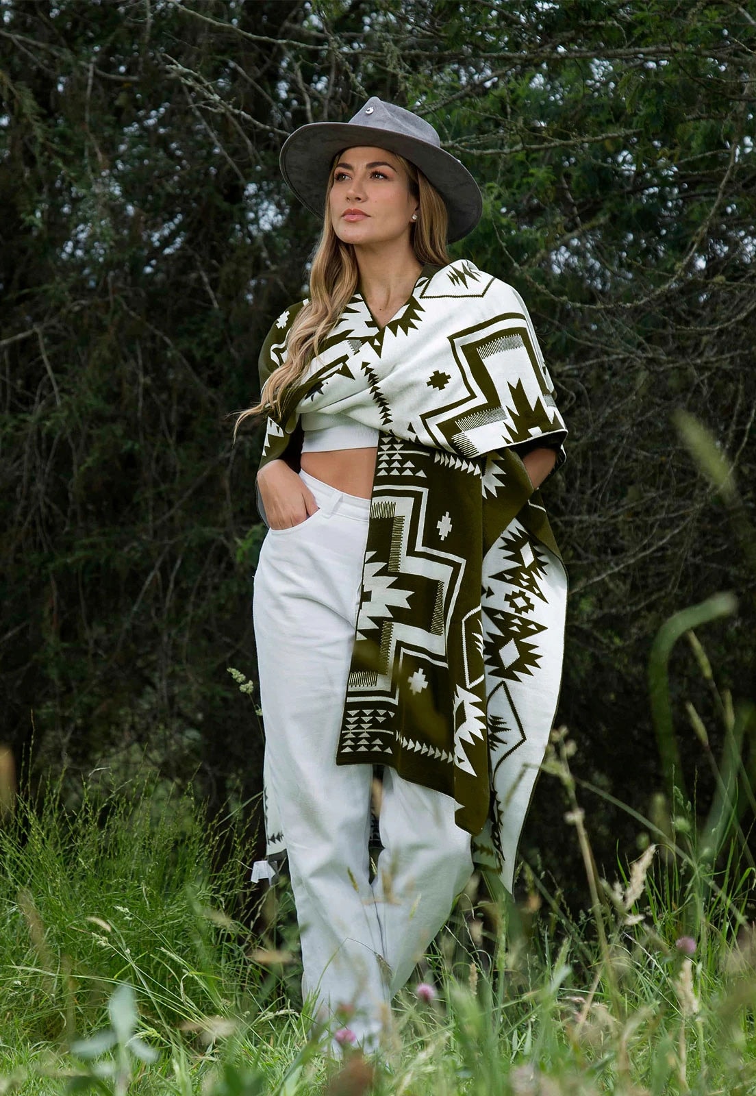 Ruana Cruces  Doble Faz - imagen 1