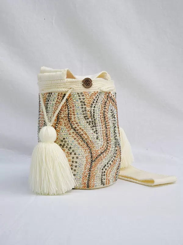 Mochila Diseño En Pedrería Medianas - imagen 1