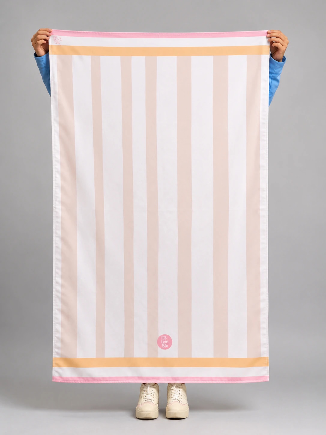 Toalla Estampada Rayas Beige - imagen 1