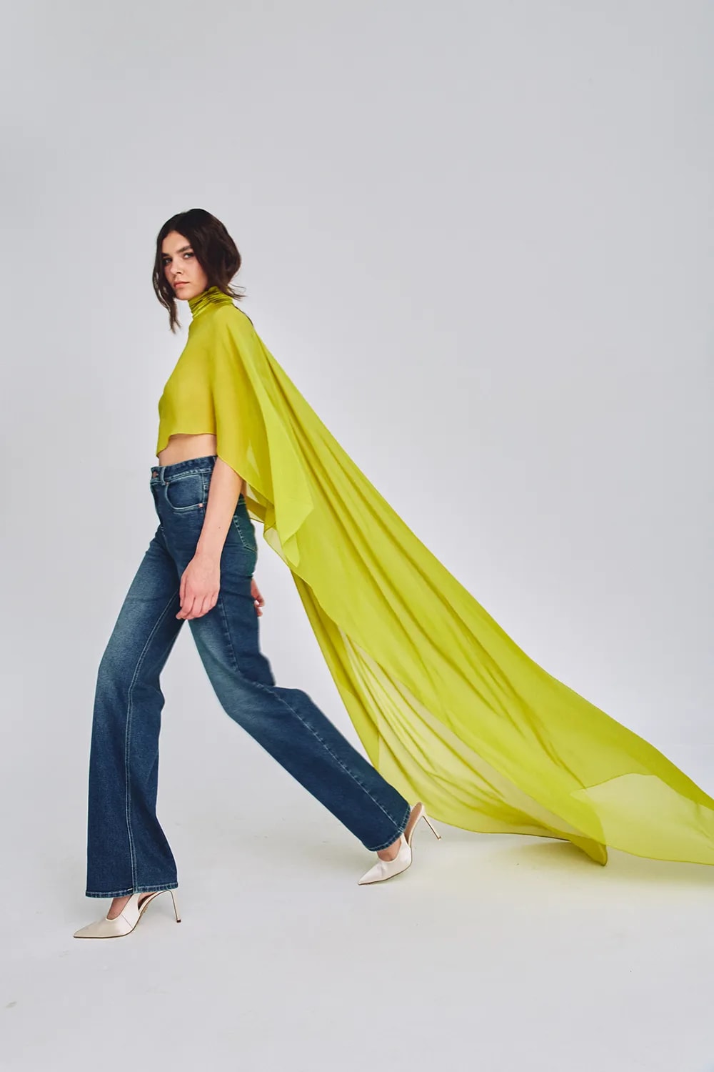 Irina Cape - imagen 1