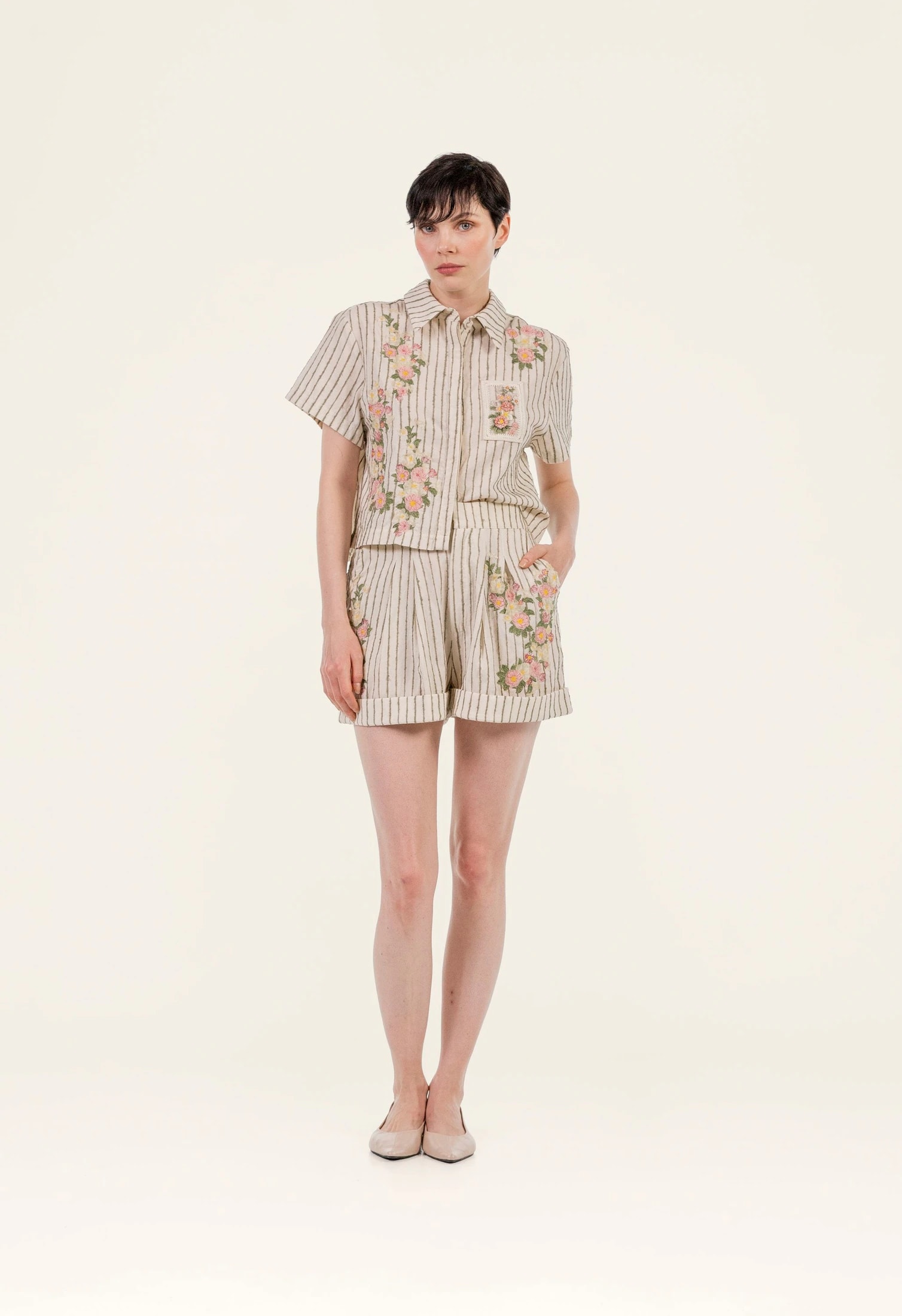 Rommy Paraiso Shorts - imagen 1