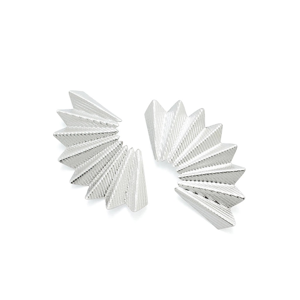 ARETES ABANICOS MEDIANOS PLATEADOS - imagen 1