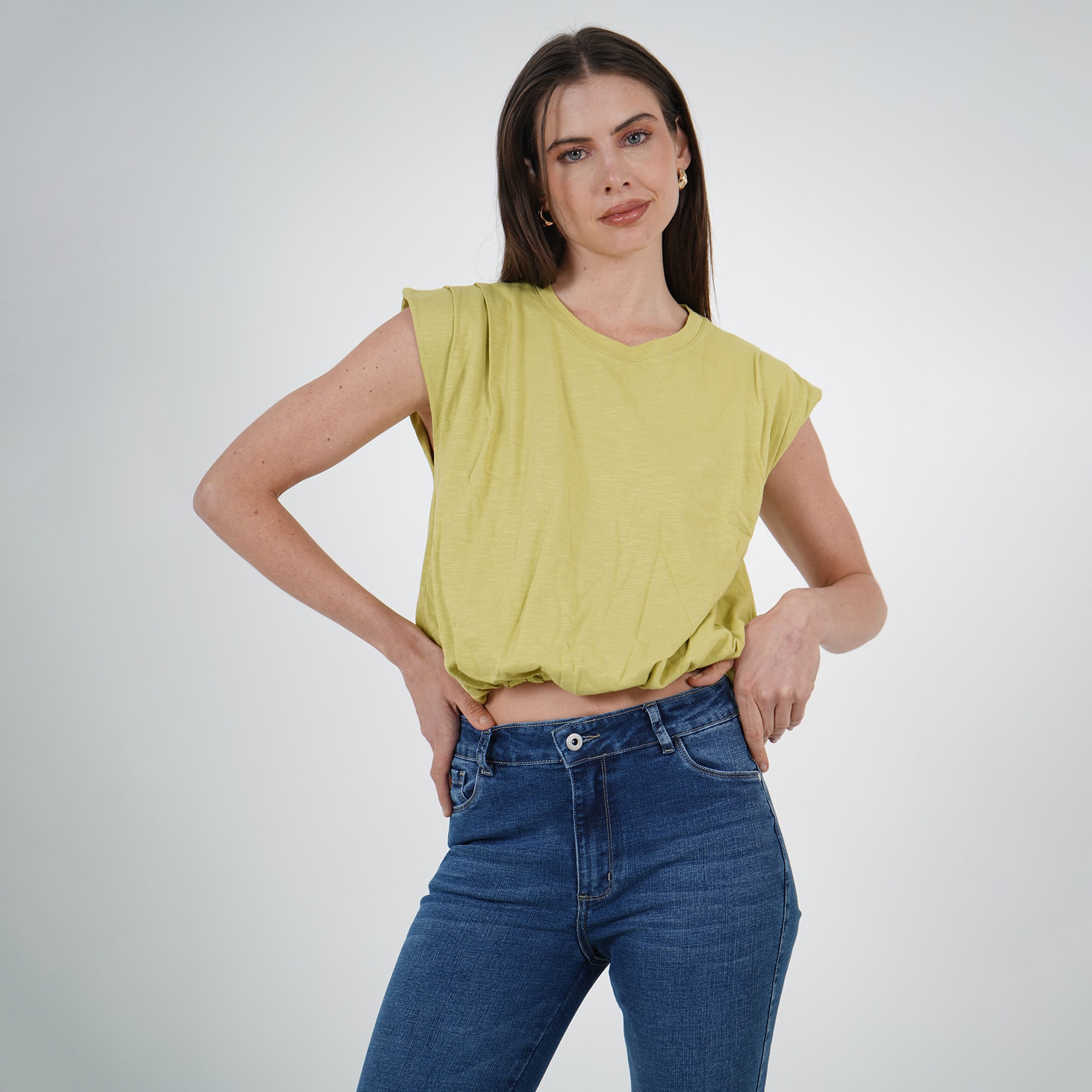 Camiseta crop top globo cuello redondo manga rodada - imagen 1