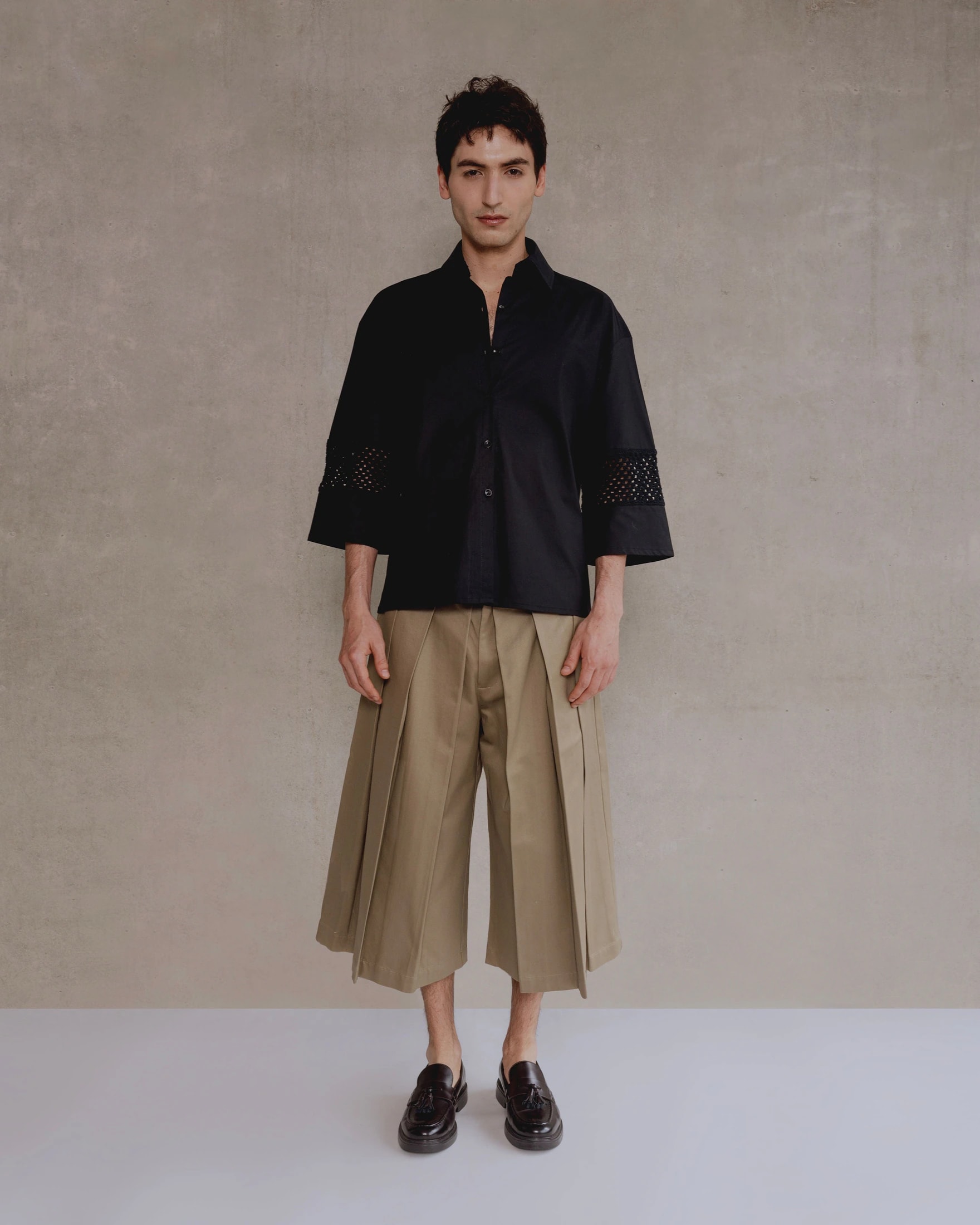 Beige Capri Pant Man - imagen 1