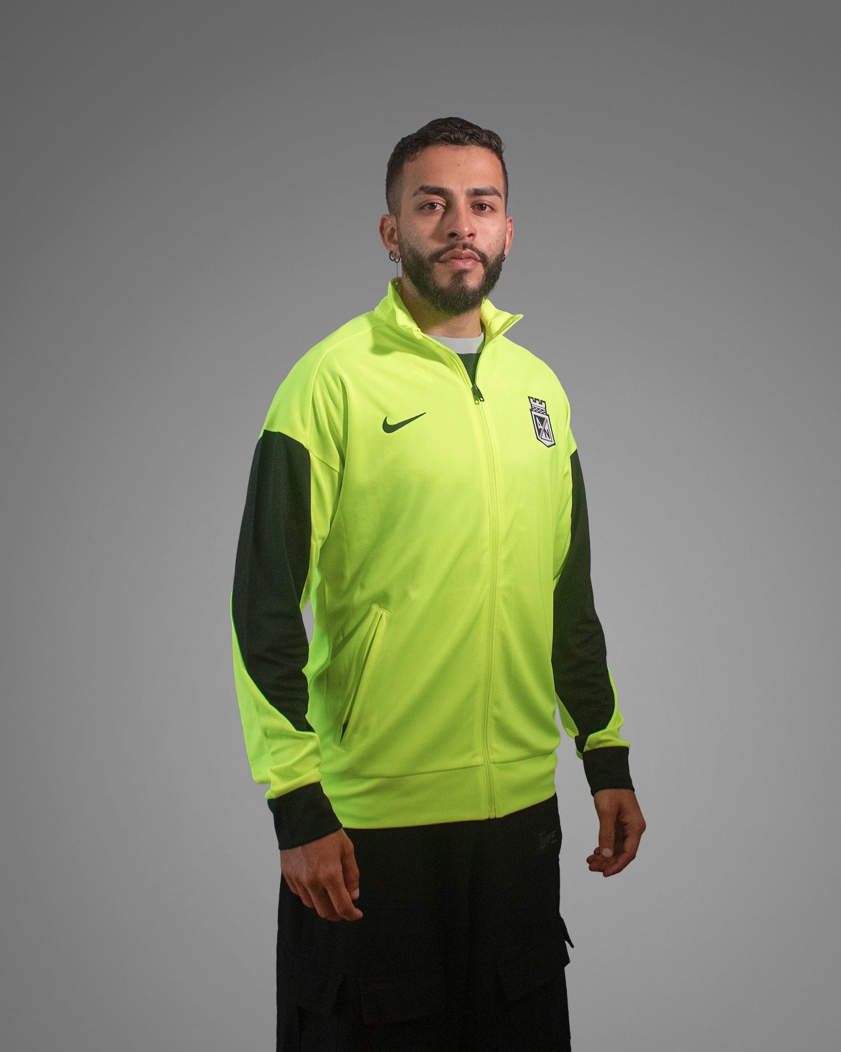 CHAQUETA ENTRENO NEON NIKE 2026 HOMBRE - imagen 1