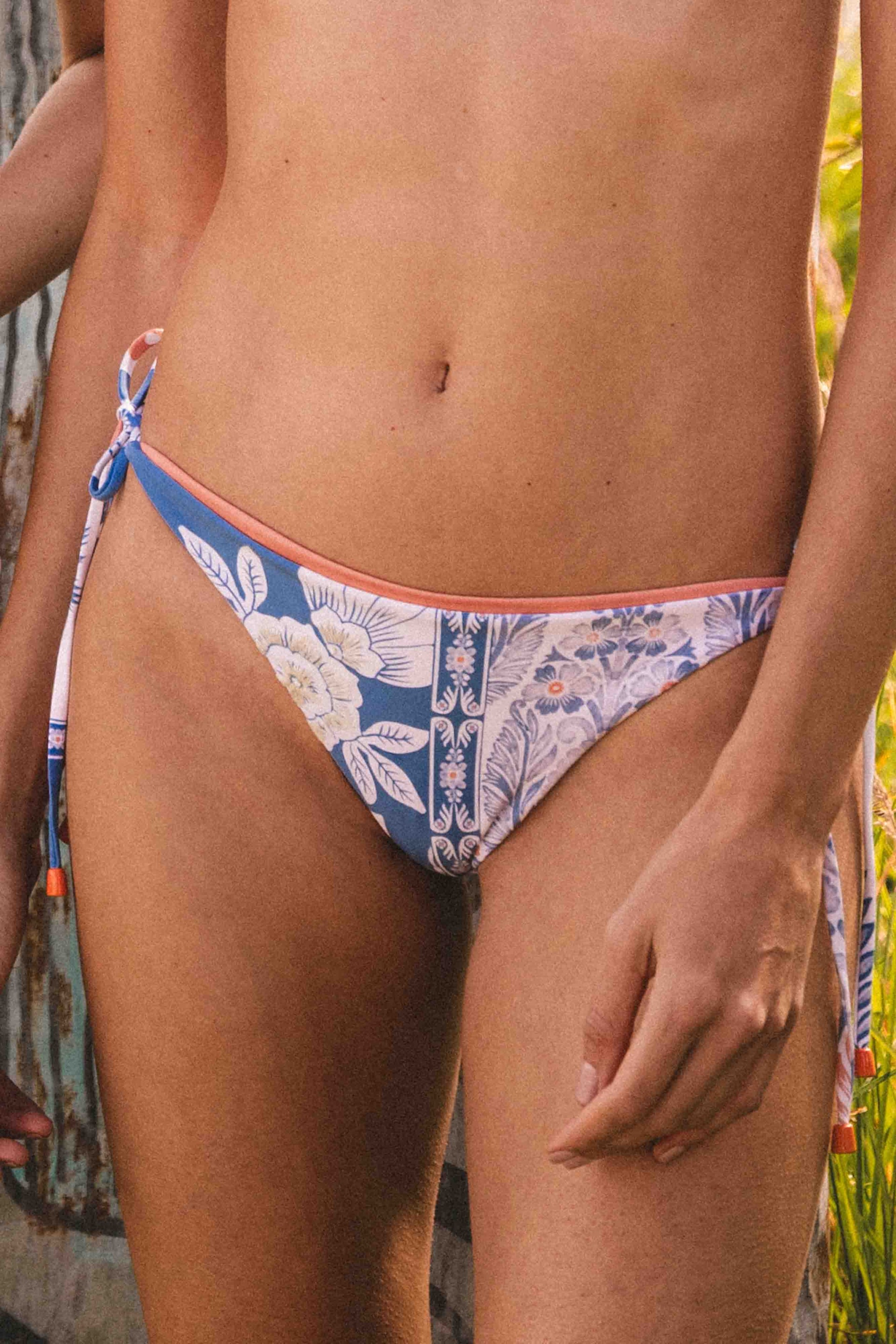 Panty Tiras de Bikini Savira Azul - imagen 1