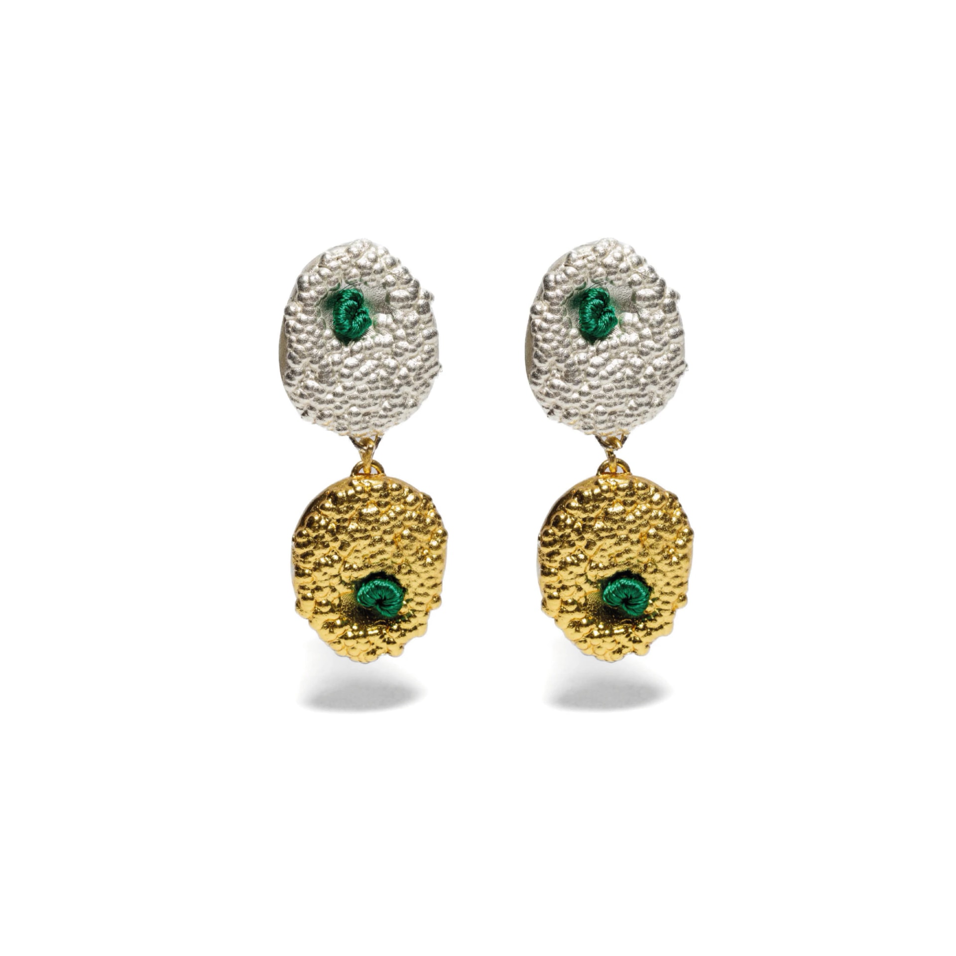 The Four Earrings - imagen 1