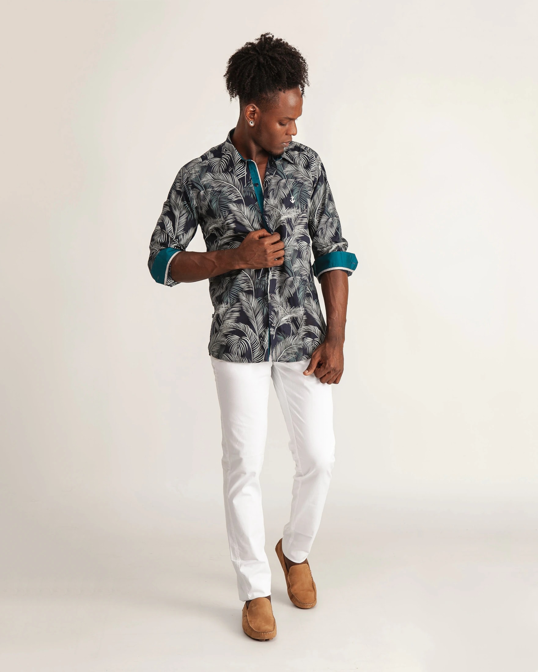Camisa Navy Palmas Contraste Turquesa - imagen 1