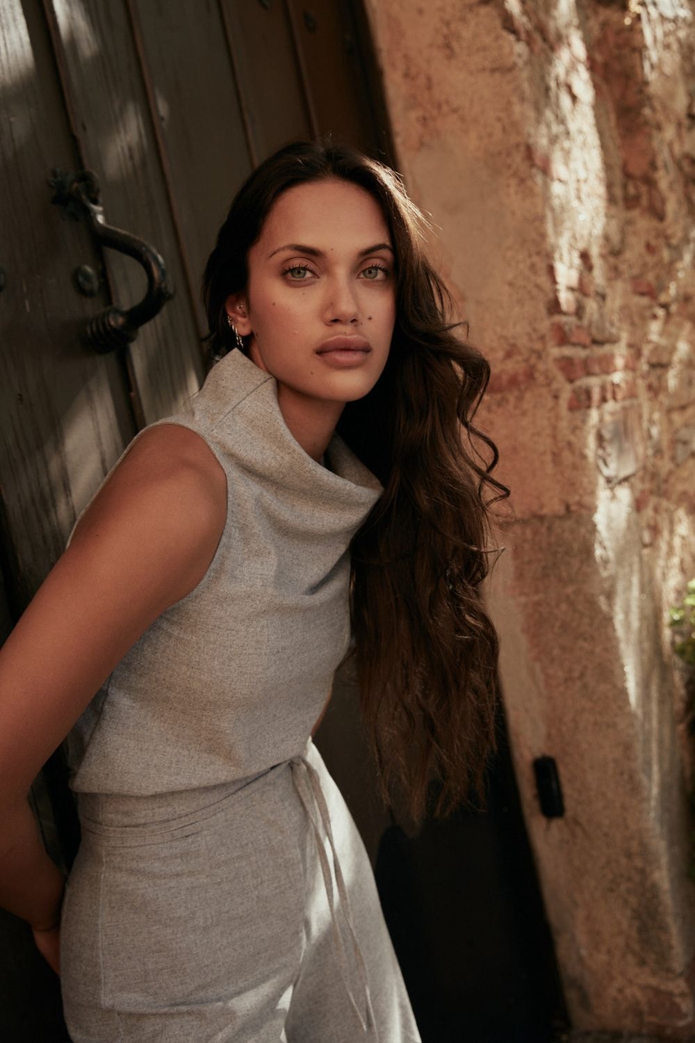 Blusa Noche de Lirios gris - imagen 1