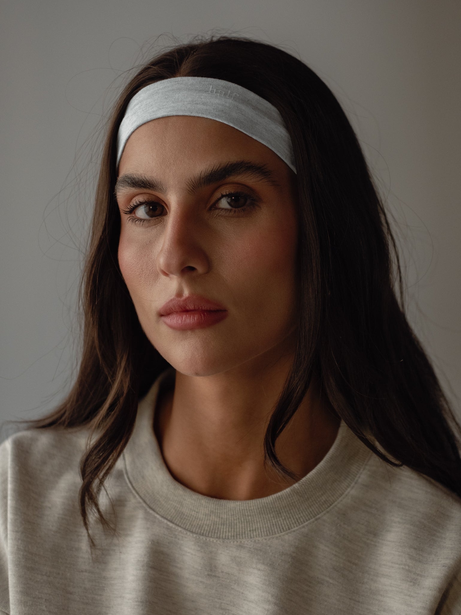SLIM HEADBAND - CREAMY GRAY - imagen 1