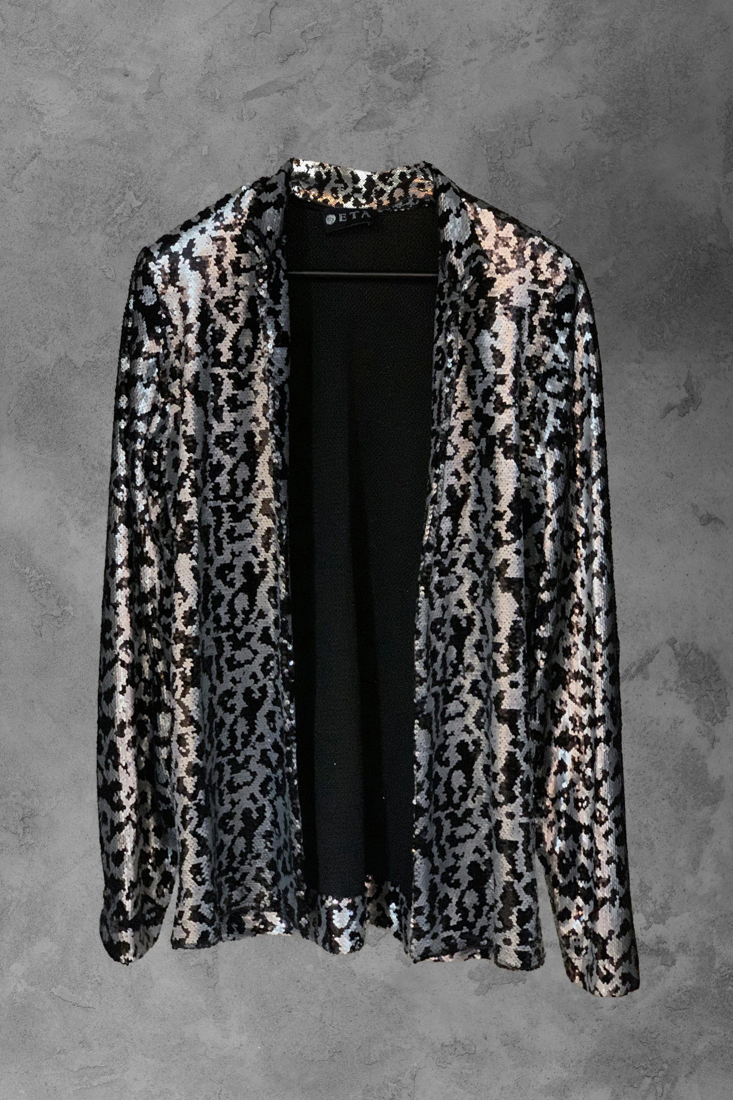 SILVER OVERSIZED LEOPARD JACKET - imagen 1