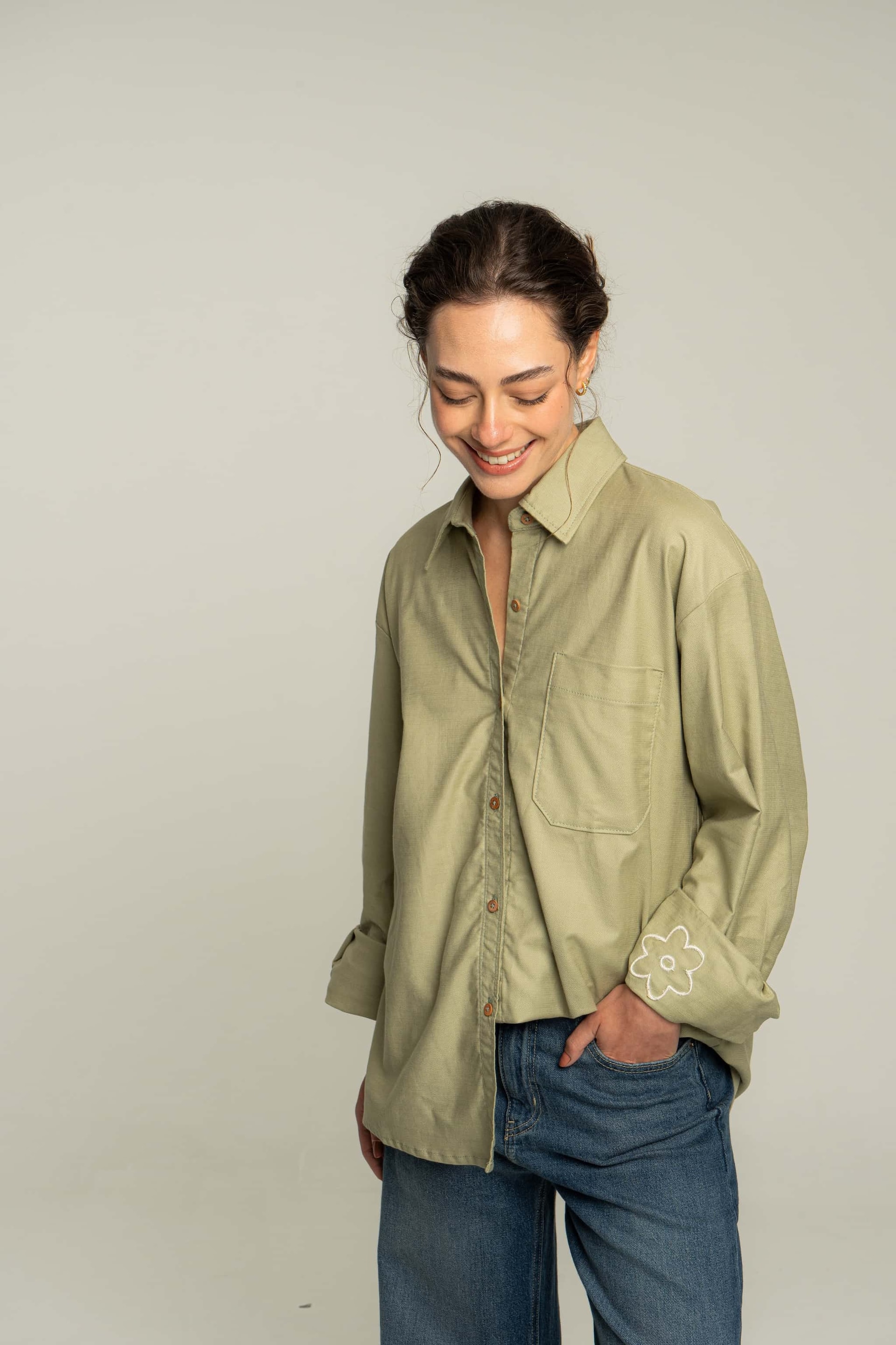 Camisa flor verde - imagen 1
