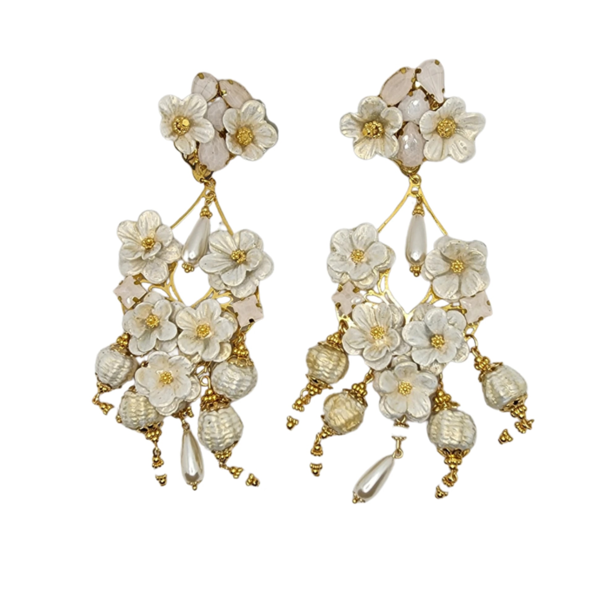Fiber White Flower Pearl Earrings - imagen 1