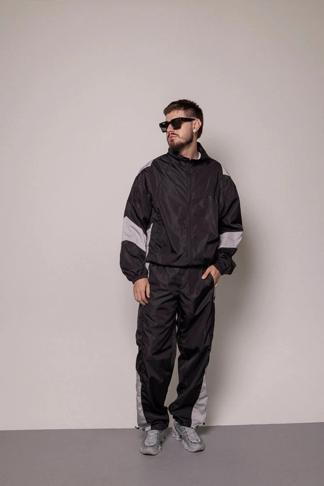 SET CHAQUETA Y SUDADERA ANTIFLUIDO-NEGRO - imagen 1