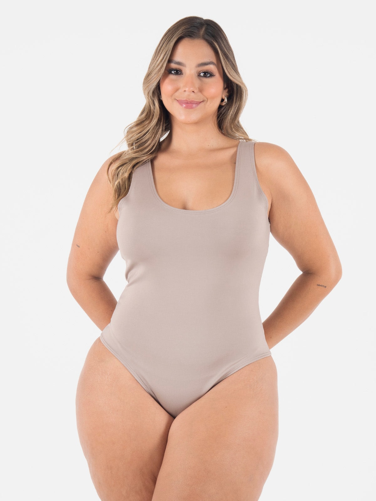 body dama camel talla plus - imagen 1