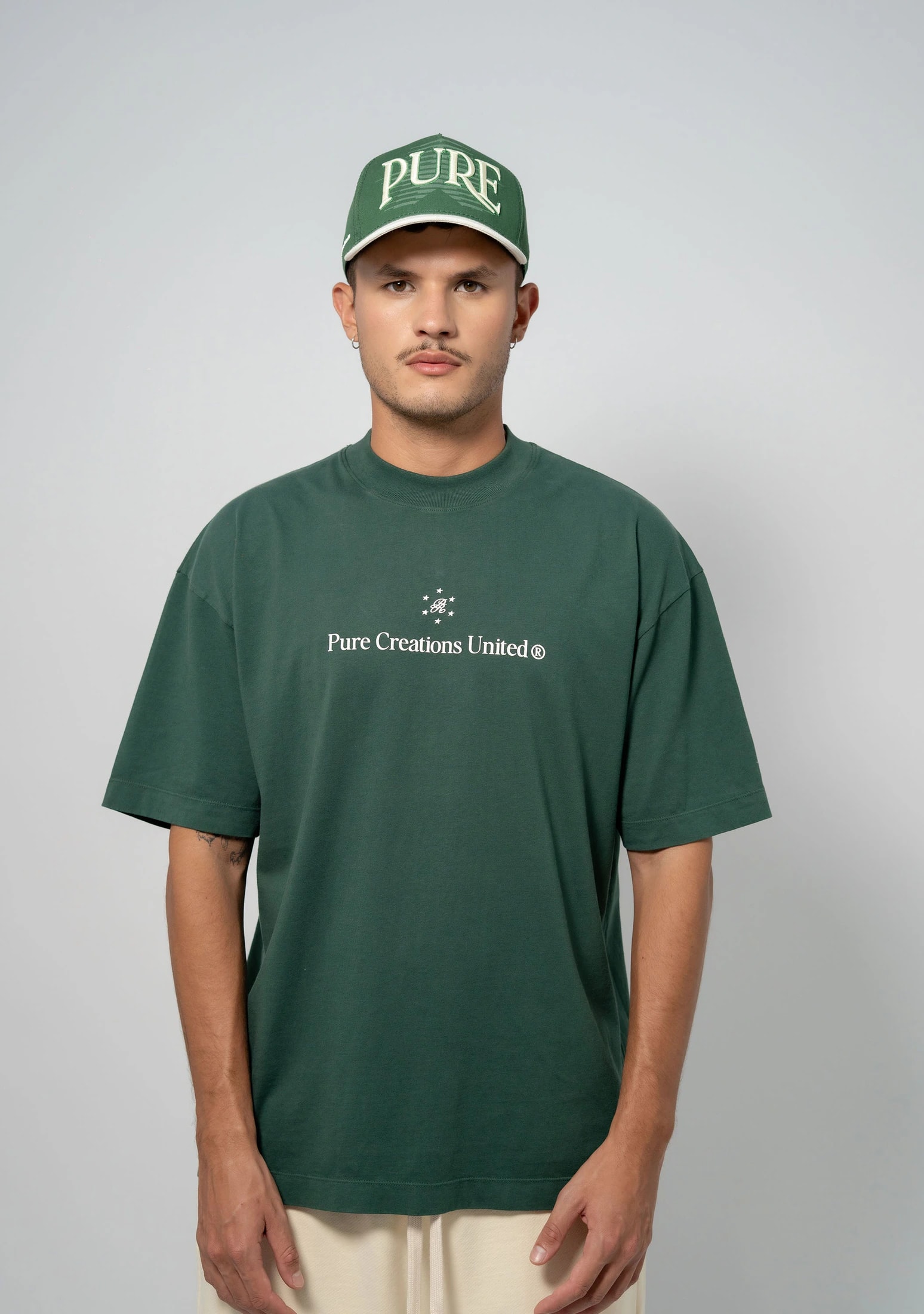 Still Hungry Gloves T-Shirt - imagen 1