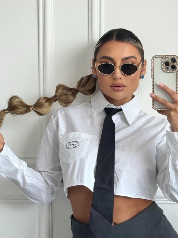 CAMISERA PRADA CORTA BLANCA CON CORBATA - imagen 1