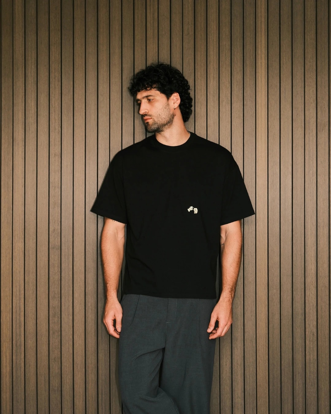 DAISUGI BLACK BOX T-SHIRT - imagen 1
