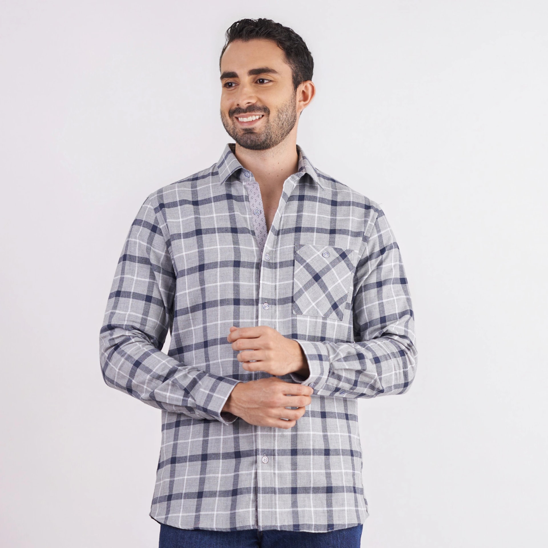 Camisa regular fit a cuadros color gris - imagen 1