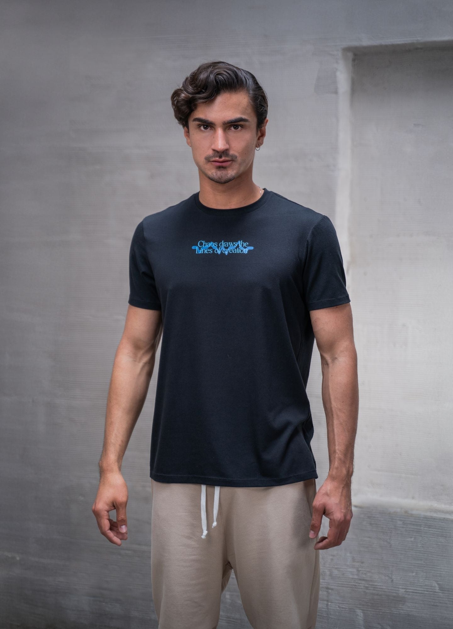 Camiseta Lines – Negro - imagen 1