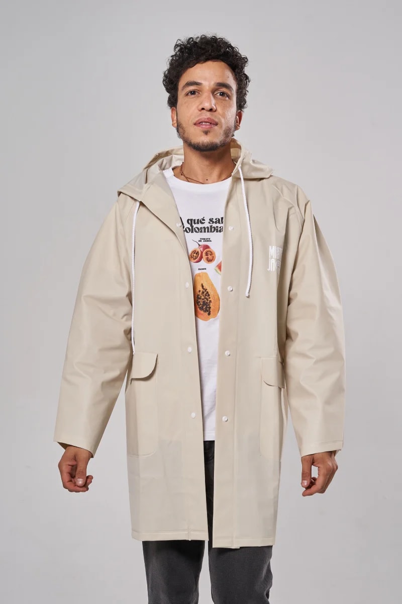 Raincoat Armor Crema Nublado - imagen 1