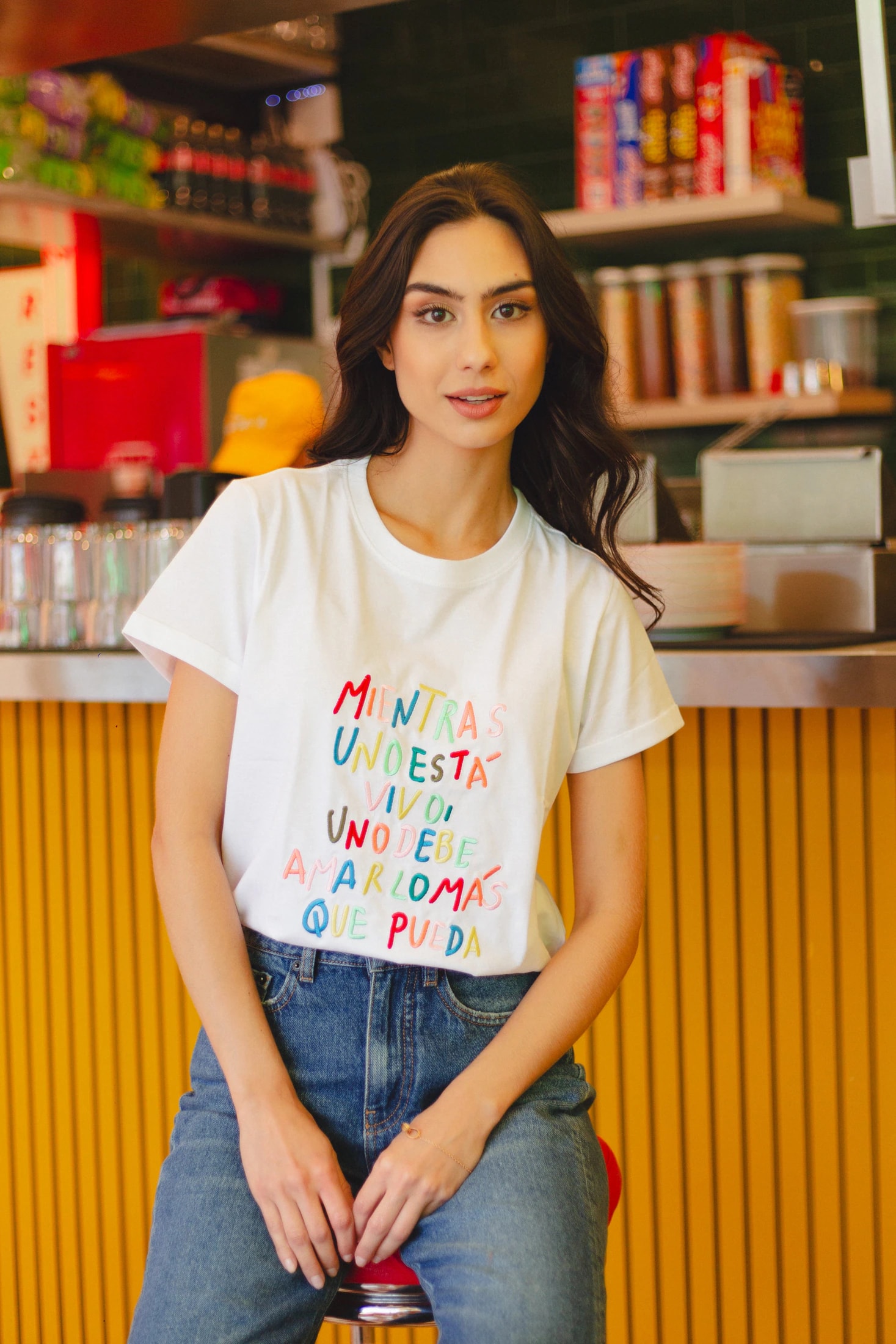 Baile Inolvidable Embroidered Oversized Tee - imagen 1