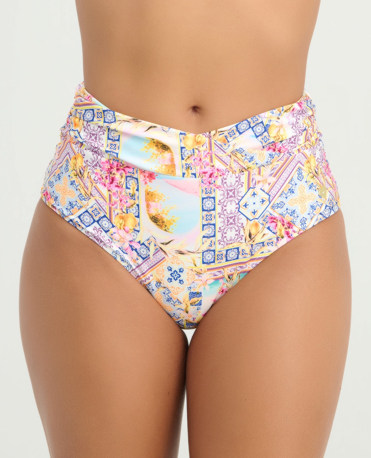 Panty de Baño | Tiro Alto | Control Suave de Abdomen - imagen 1