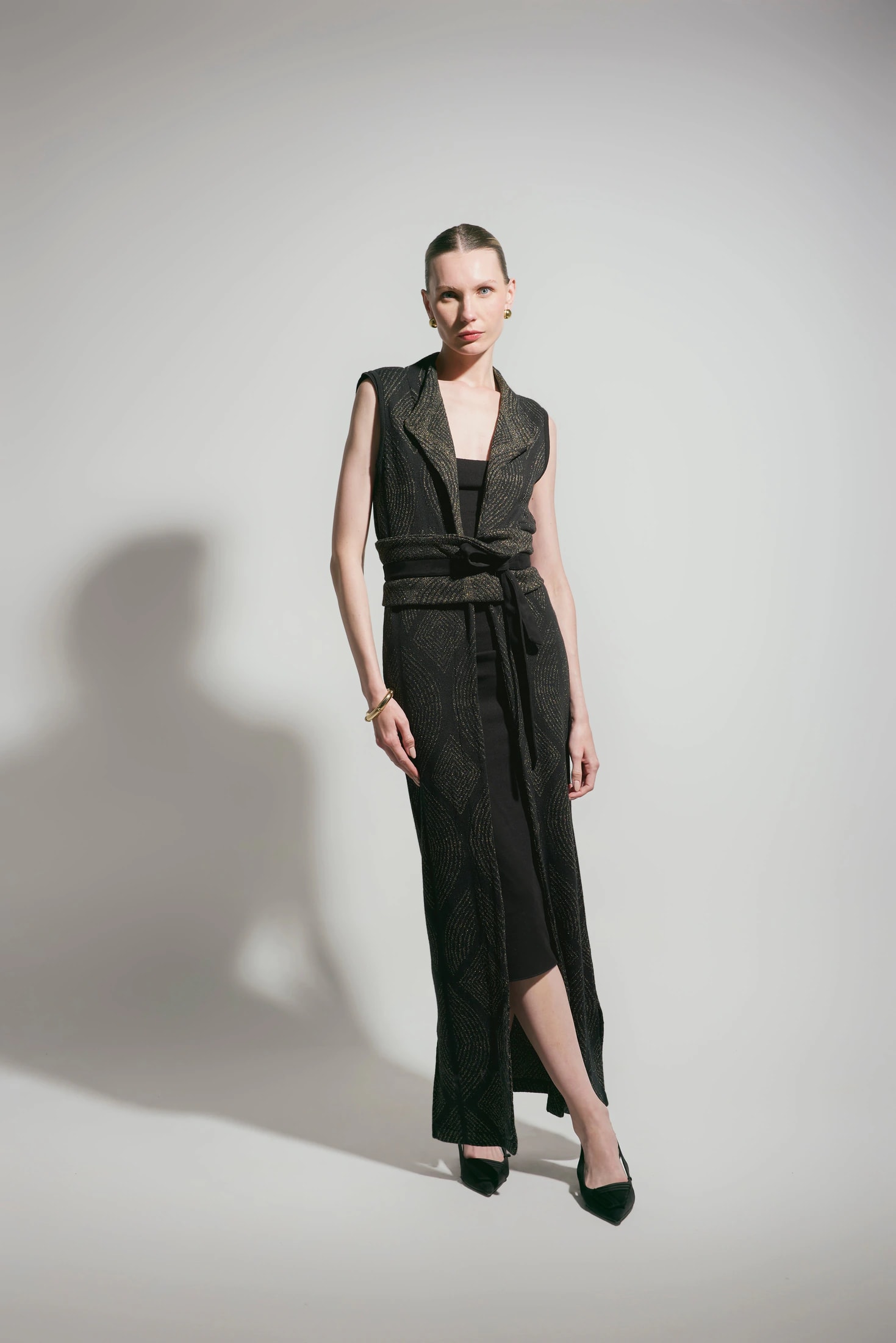 Chaleco Atenea Negro-Dorado - imagen 1
