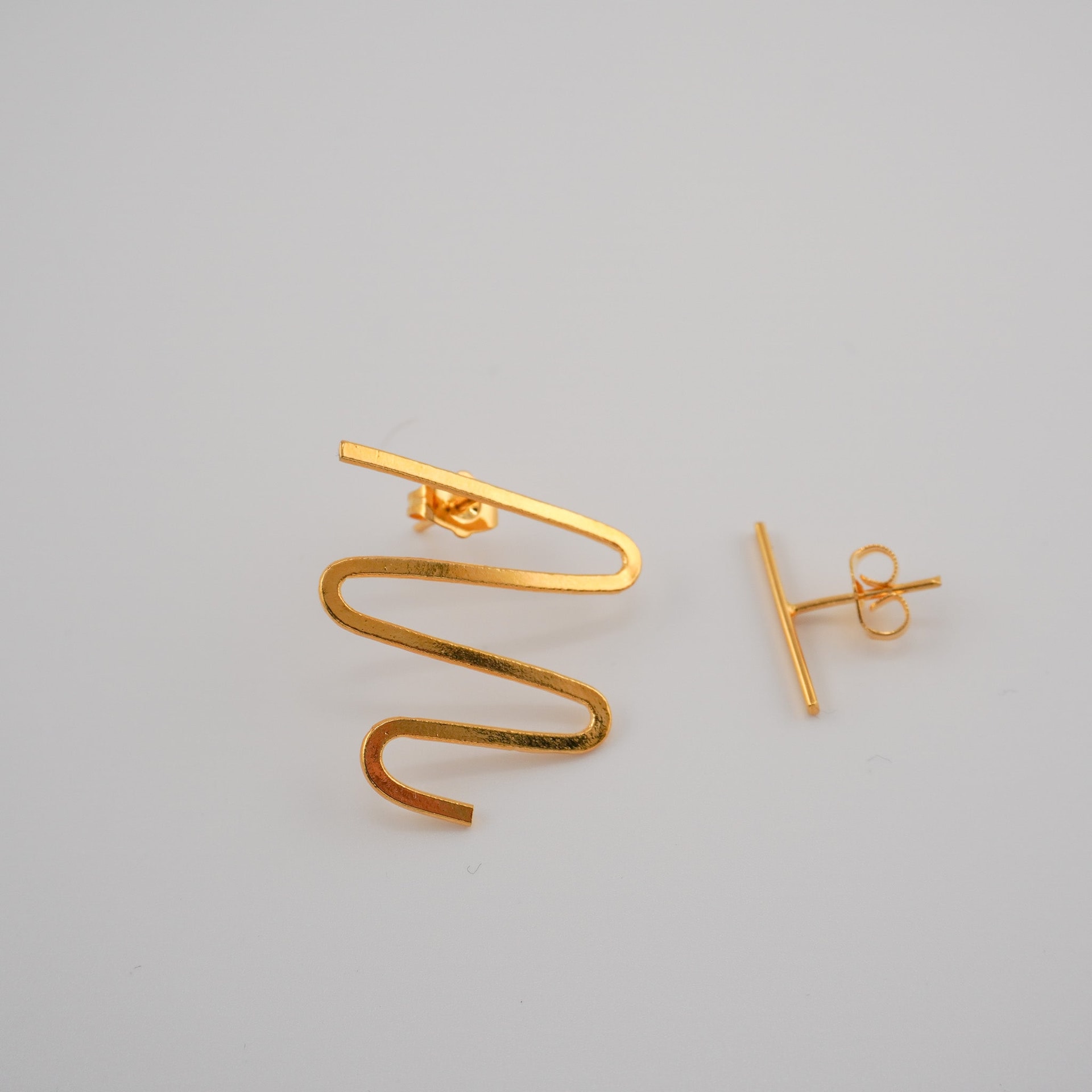 Asymmetra Earrings - imagen 1