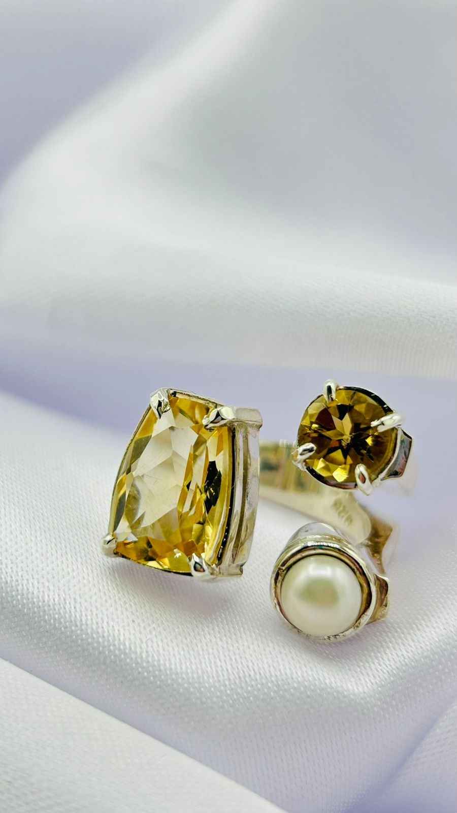 Anillo triple, Citrino y Perla Colección Llénate de Color - imagen 1