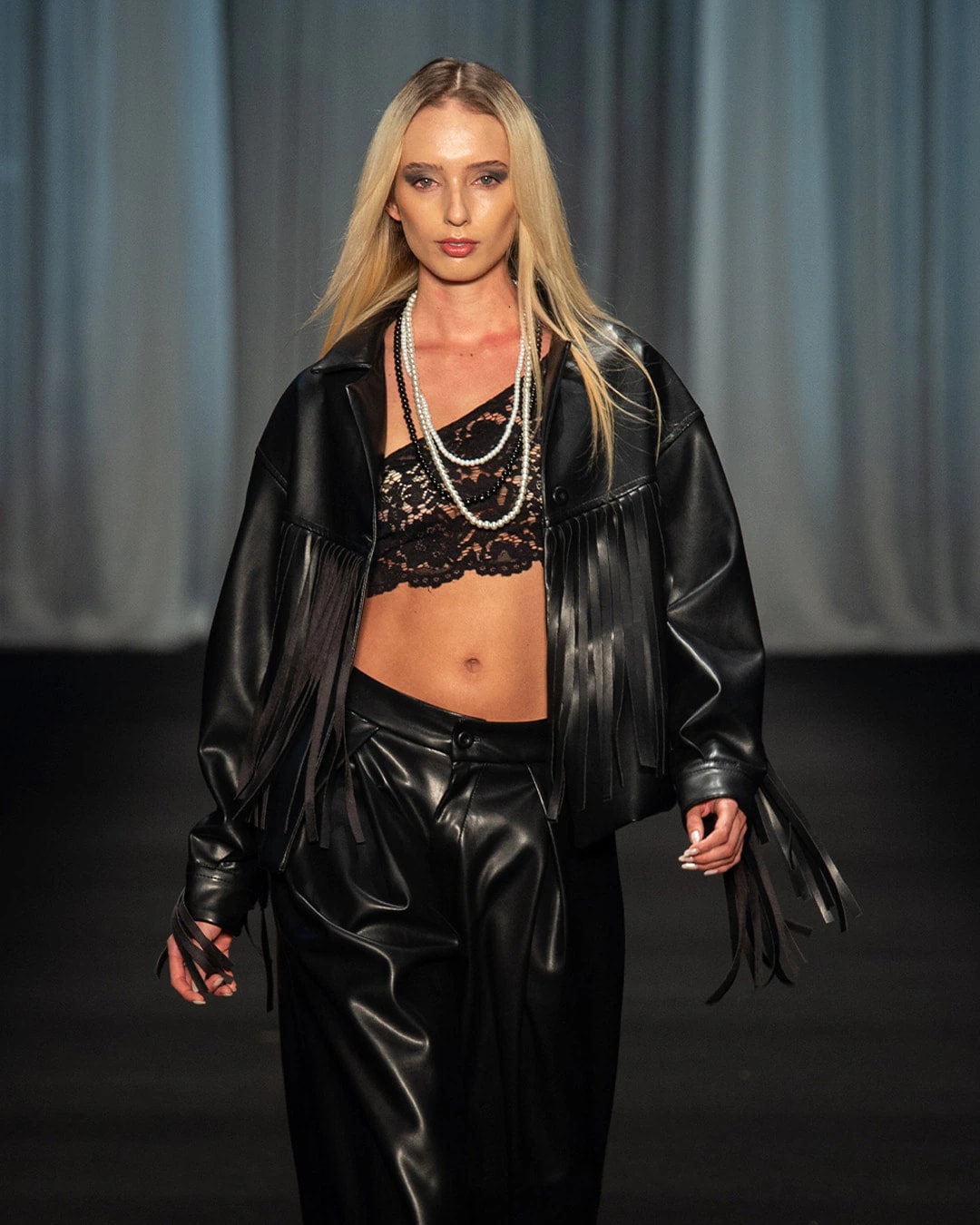Chaqueta flecos - imagen 1